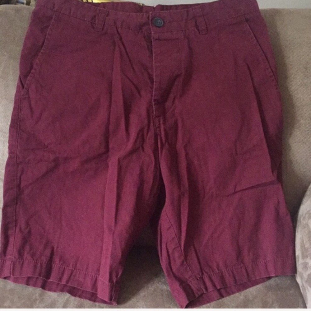 🍁⤵️DIVIDED (H&M) Men’s Shorts Size 28